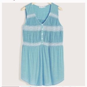 Pennington’s in every story tunic top